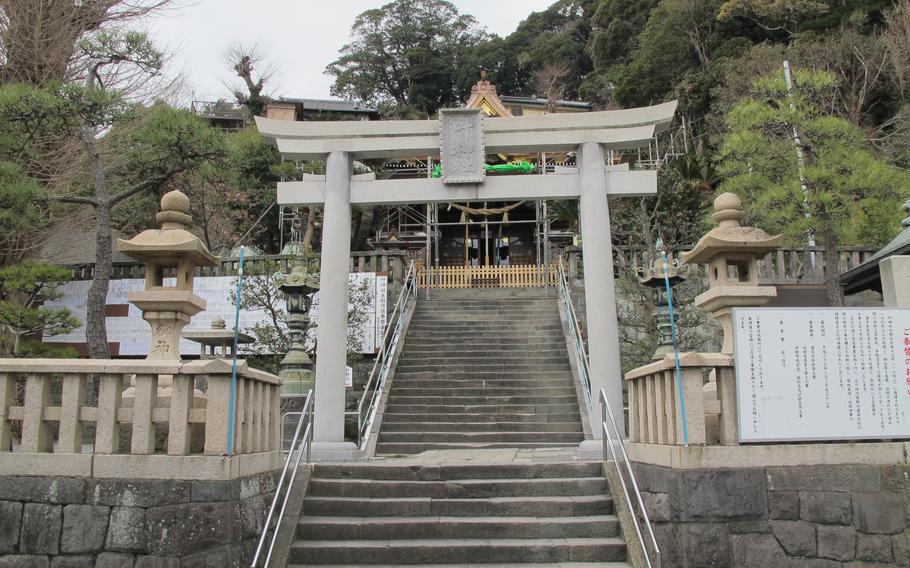 Nishi Kano Jinja (west Kano shrine) torii